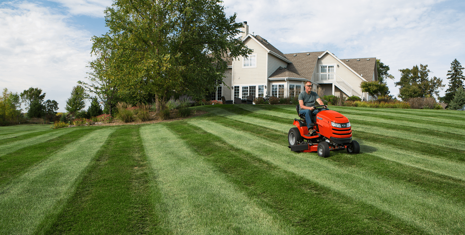 How Professional Landscaping Improves Property Value and Outdoor Living